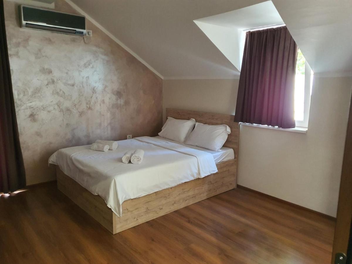 Apartmani Mali Vikend เบลเกรด ภายนอก รูปภาพ